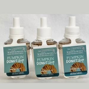 Pumpkin Donut Shop Wallflowers